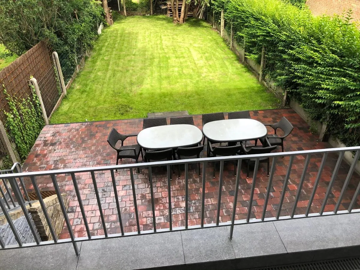 Villa D&G Oostende Daire